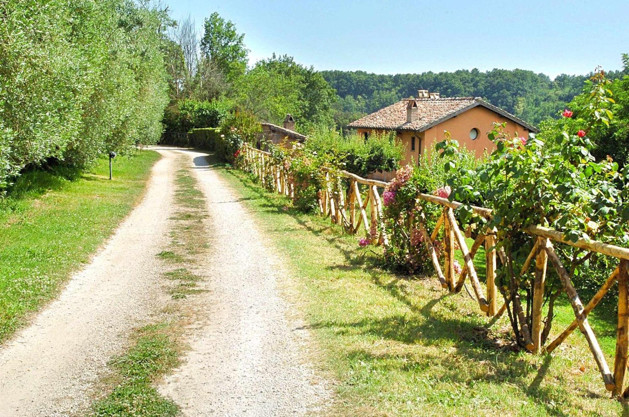 Вилла Montecasciano Primula Capranica Экстерьер фото